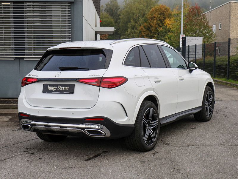 Mercedes-Benz GLC 300 de 4M AMG-Sport/Pano/AHK/Distr/Memo/20'