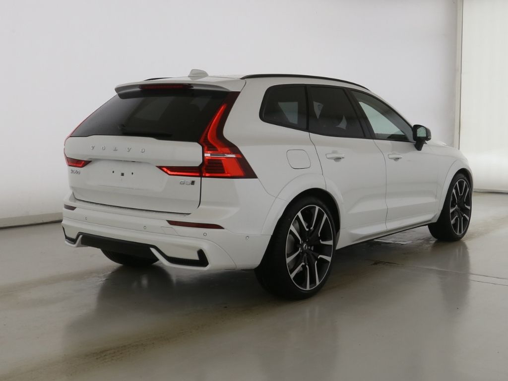 Volvo XC60 Ultra Dark AWD B5 Benzin EU6d HUD AD AHK Di