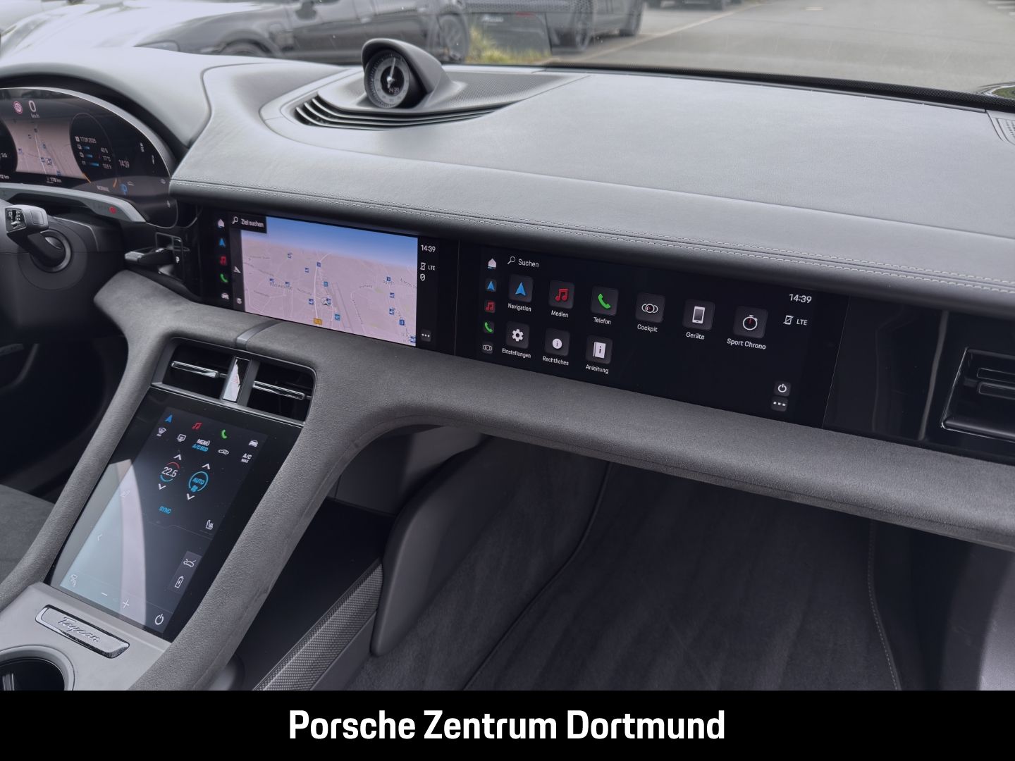 Porsche Taycan GTS Head-Up LED-Matrix Surround-View