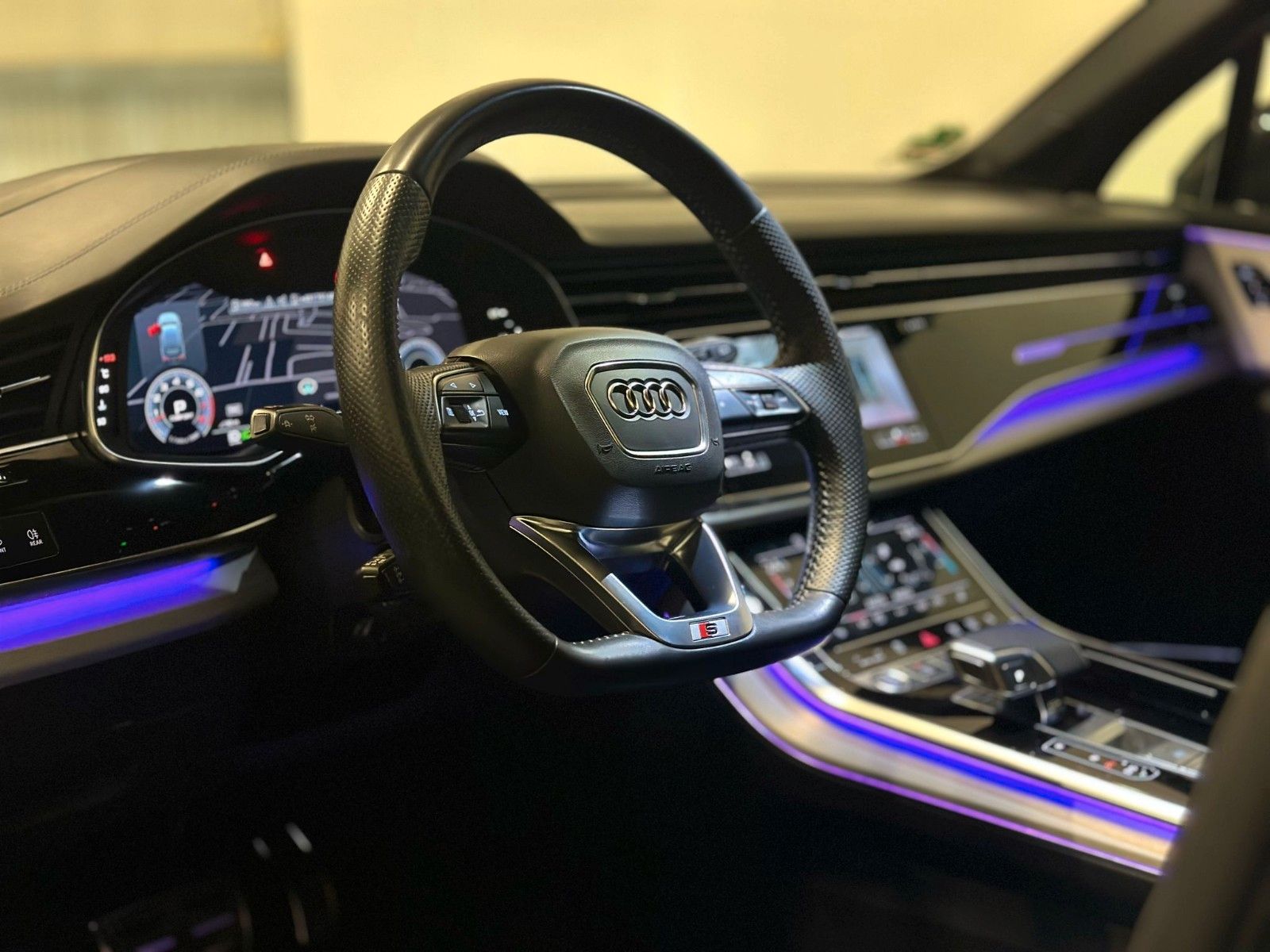 Audi Q7 55 TFSI quattro 3x Sline Matrix 360°HUD Pano
