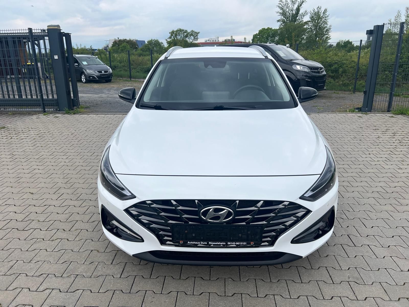 Hyundai i30 1.5 T-GDI Edition 30+ Mild-Hybrid Aut. - Samsaru's Car Outlet