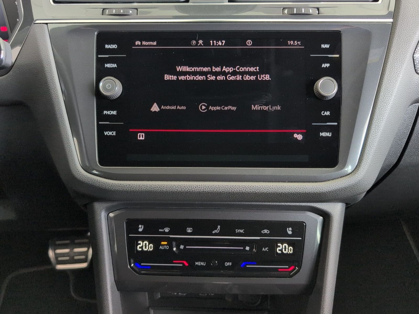Volkswagen Tiguan Allspace R-LINE AHK-schw LEDER 20" 360°
