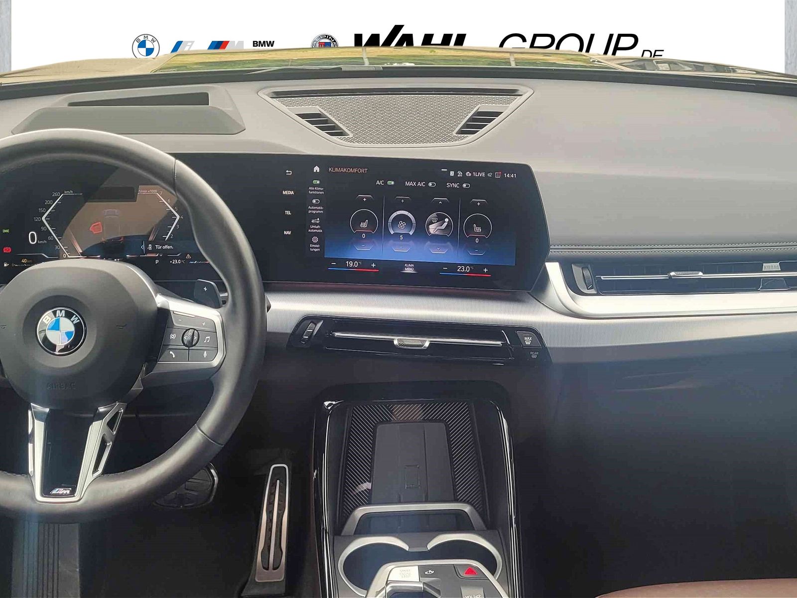 BMW X1 xDrive23i M Sportpaket - Samsaru's Car Outlet