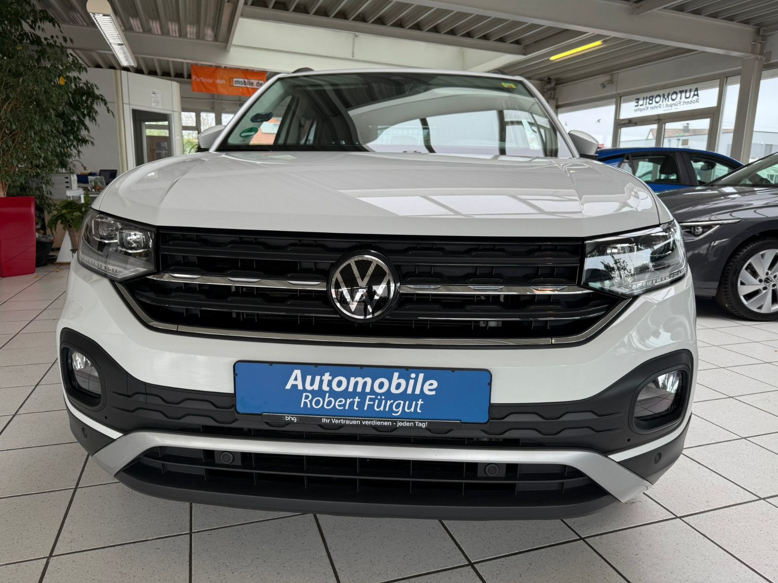 Volkswagen T-Cross Life - Samsaru's Car Outlet
