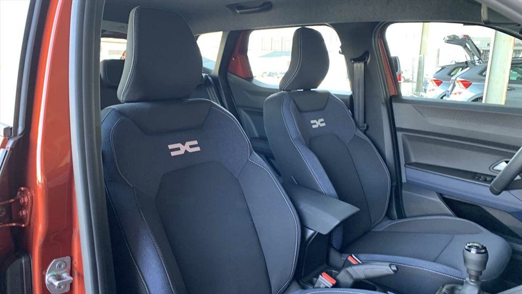 Dacia Duster III 1,2 TCe MHEV 4x4 Expression - Samsaru's Car Outlet