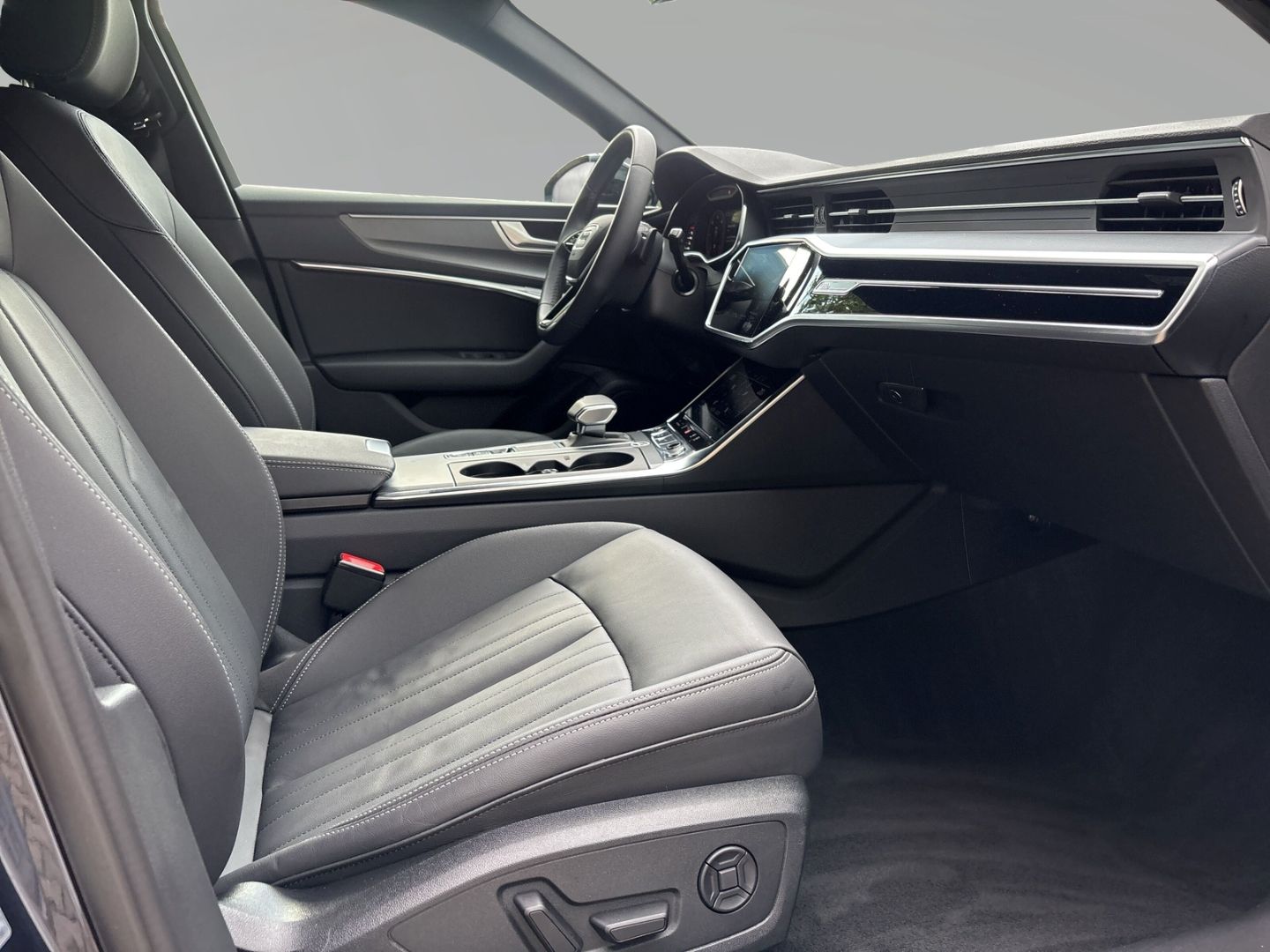 Audi A6 Avant 40 TDI sport - Samsaru's Car Outlet