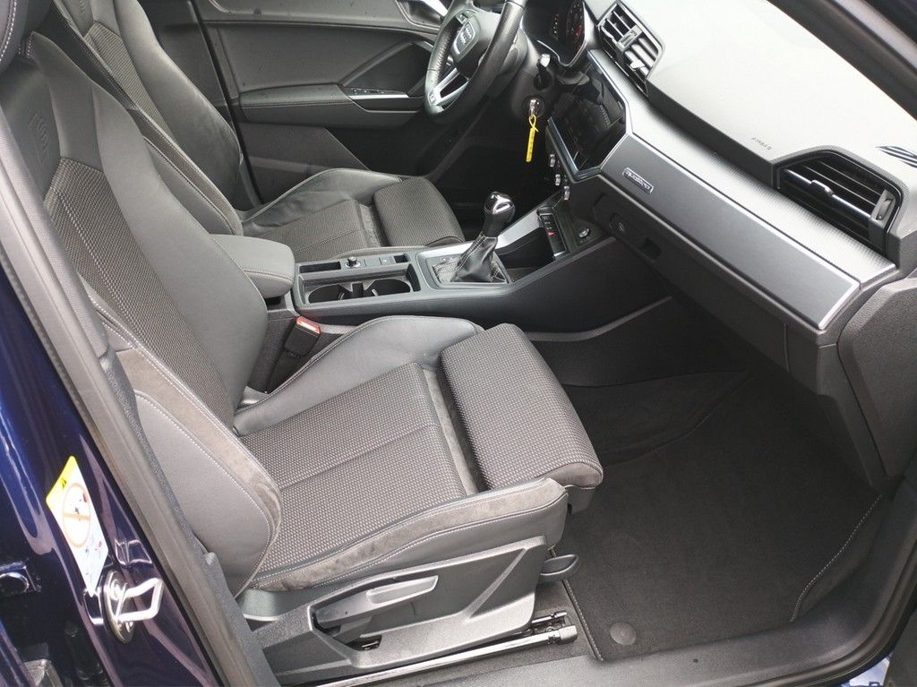 Audi Q3 Sportback 40 TFSI quattro S line - Samsaru's Car Outlet