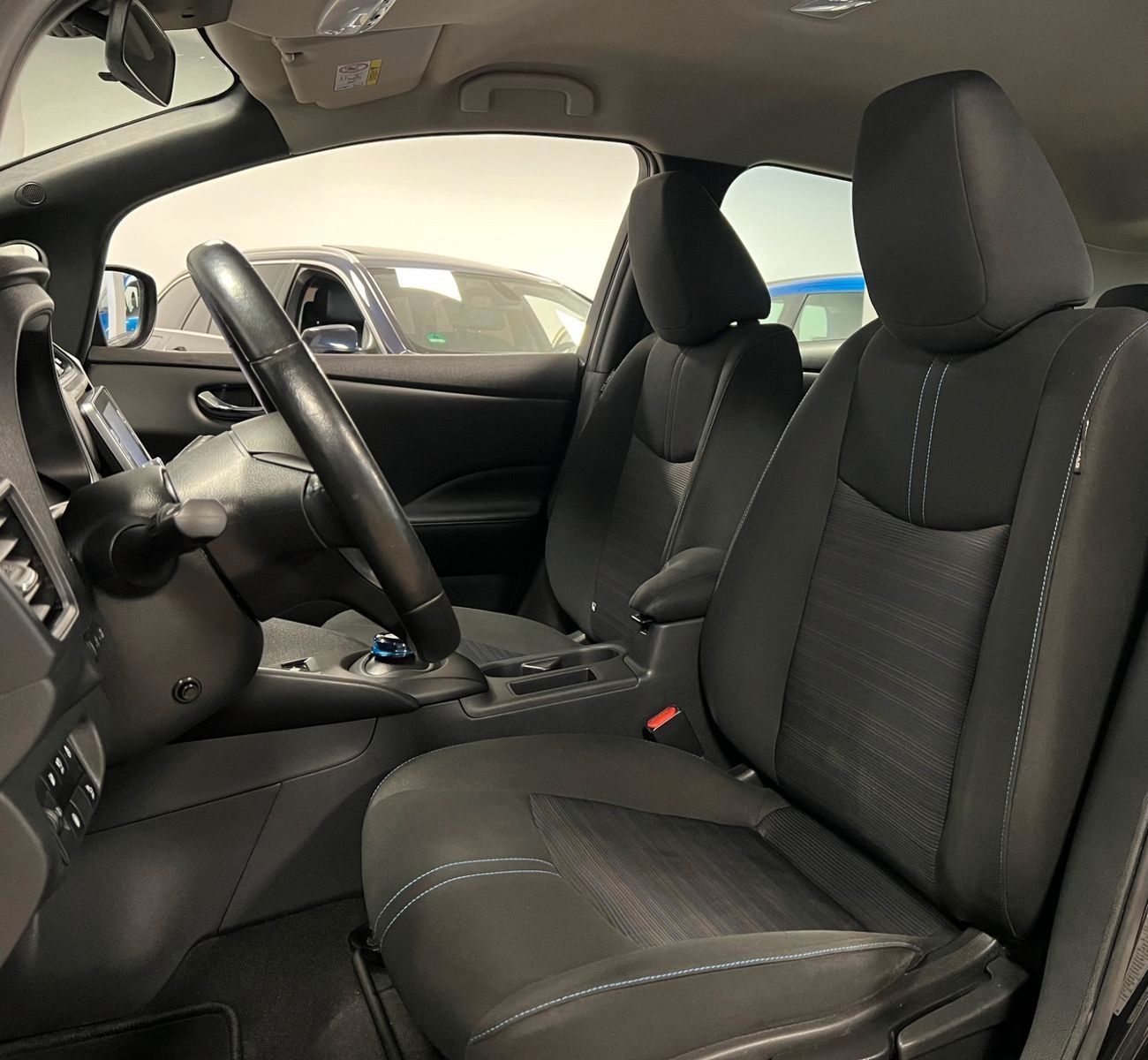 Nissan Leaf 62KWH - Samsaru's Car Outlet