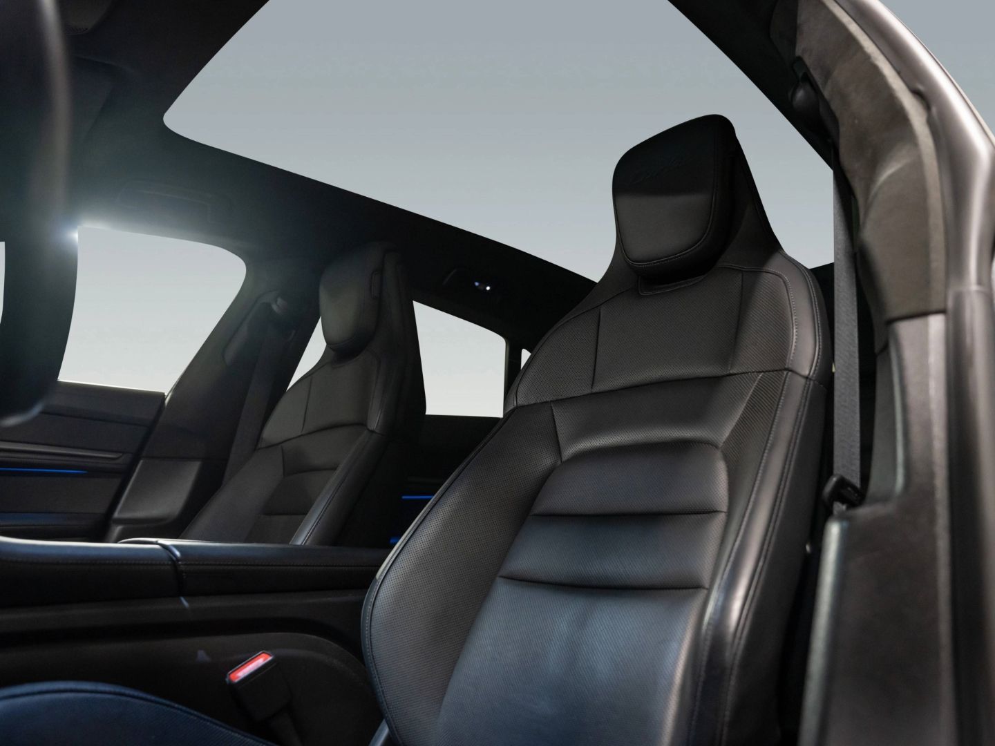 Porsche Taycan Turbo Cross Turismo HeadUp PDCC Wärmepump