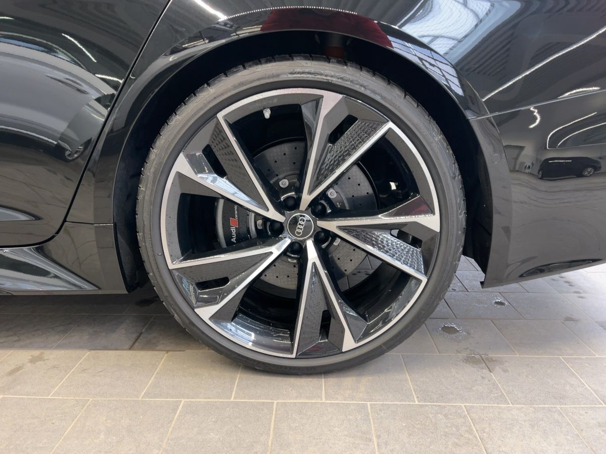 Audi RS 6 Avant tiptronic