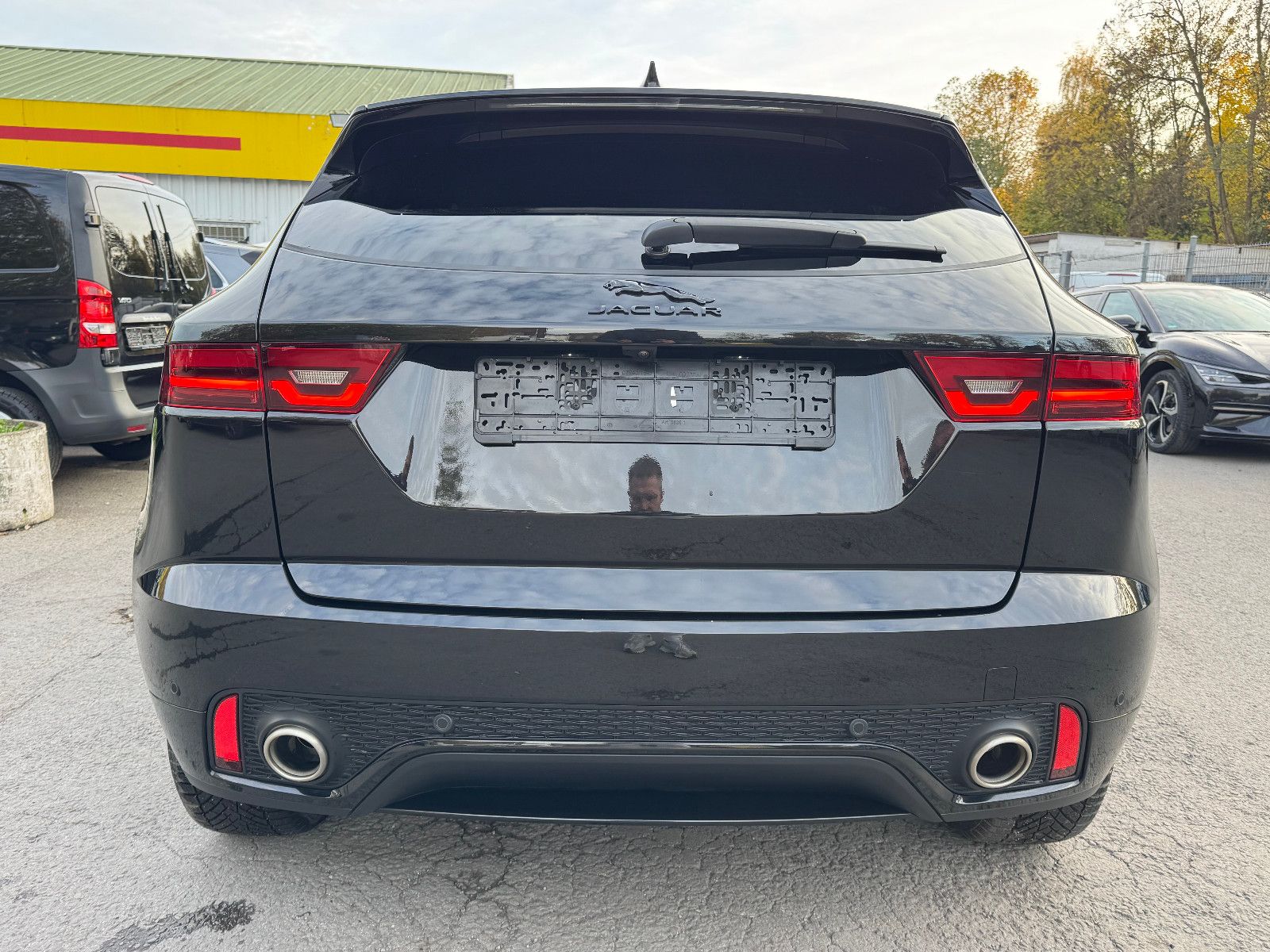 Jaguar E-Pace E-PACE R-Dynamic HSE AWD