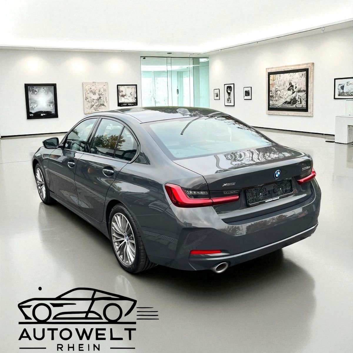 BMW 330e *xDrive*Schiebedach