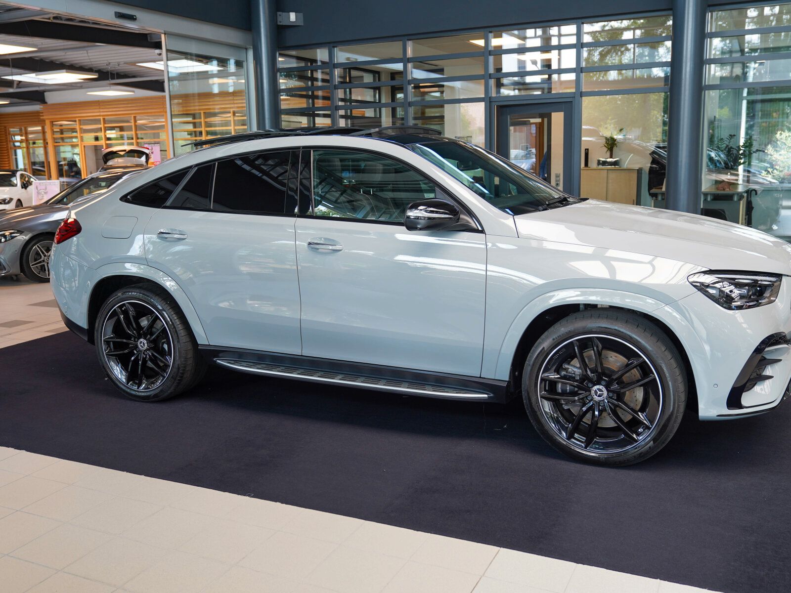 Mercedes-Benz GLE 450 d 4M Coupé AMG Line NP: 147.721€ Carbon
