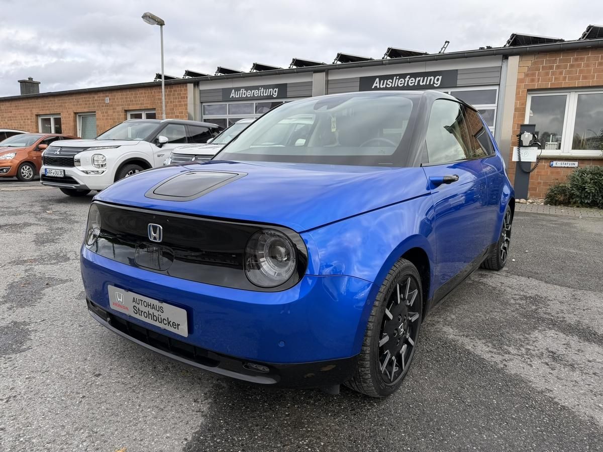 Honda e Advance (17")