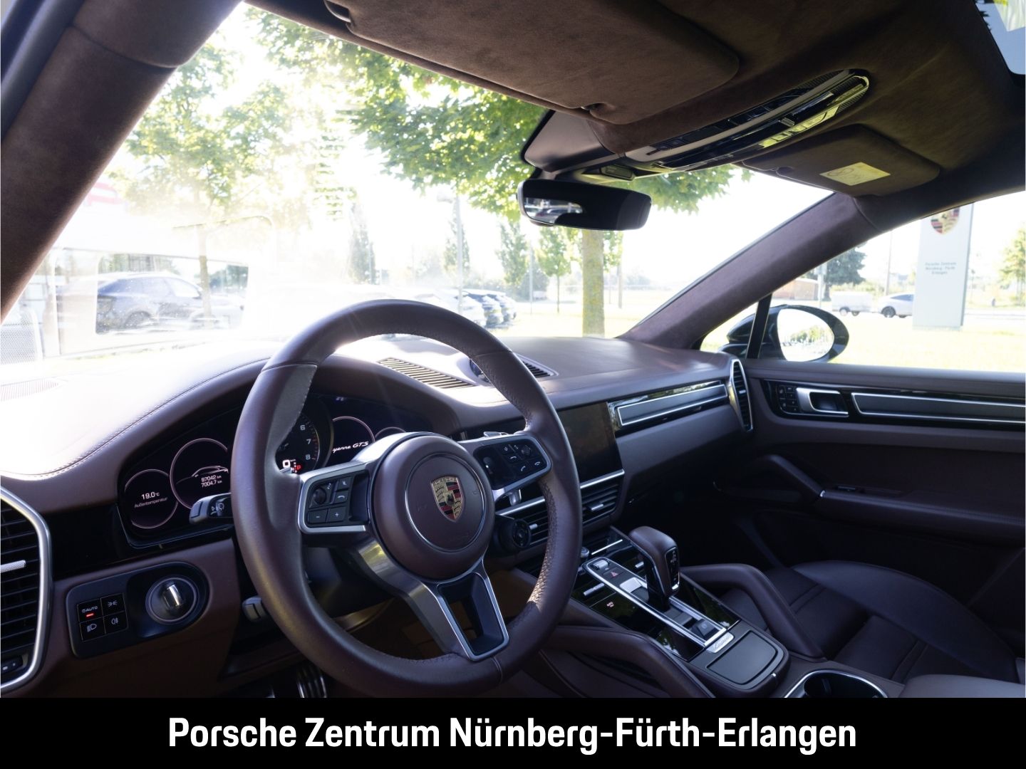 Porsche Cayenne GTS Coupe Luftfeder AHK Standheizung Hea