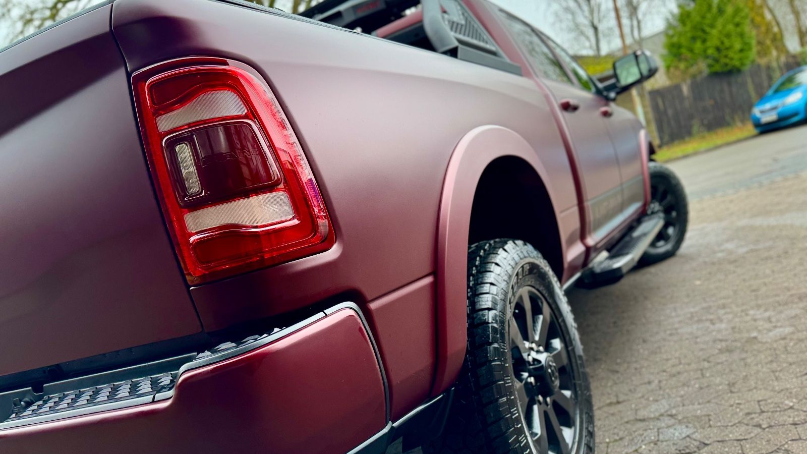 Dodge LIMITED*2500*6,7L DIESEL*BÜGEL*NAVI*AHK*GARANTIE