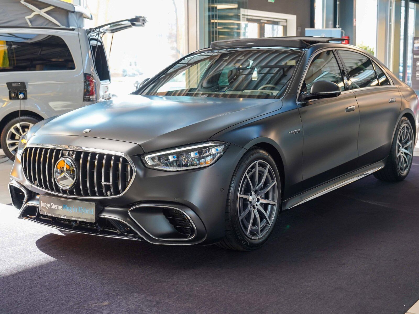 Mercedes-Benz S 63 AMG E Performance MATT Exklusiv AR-Head-up