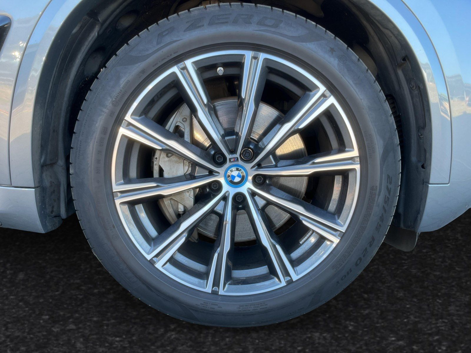 BMW X5 xDrive50e M Sport|AHK|Pano|DA-Prof.|H/K