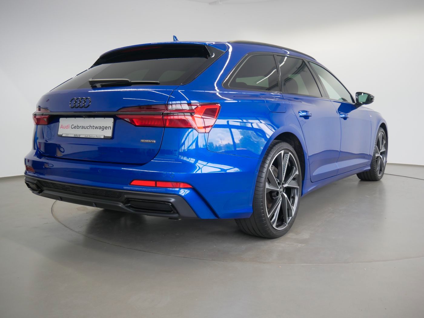 Audi A6 Avant 45 TFSI quattro S line LED AHK PANO