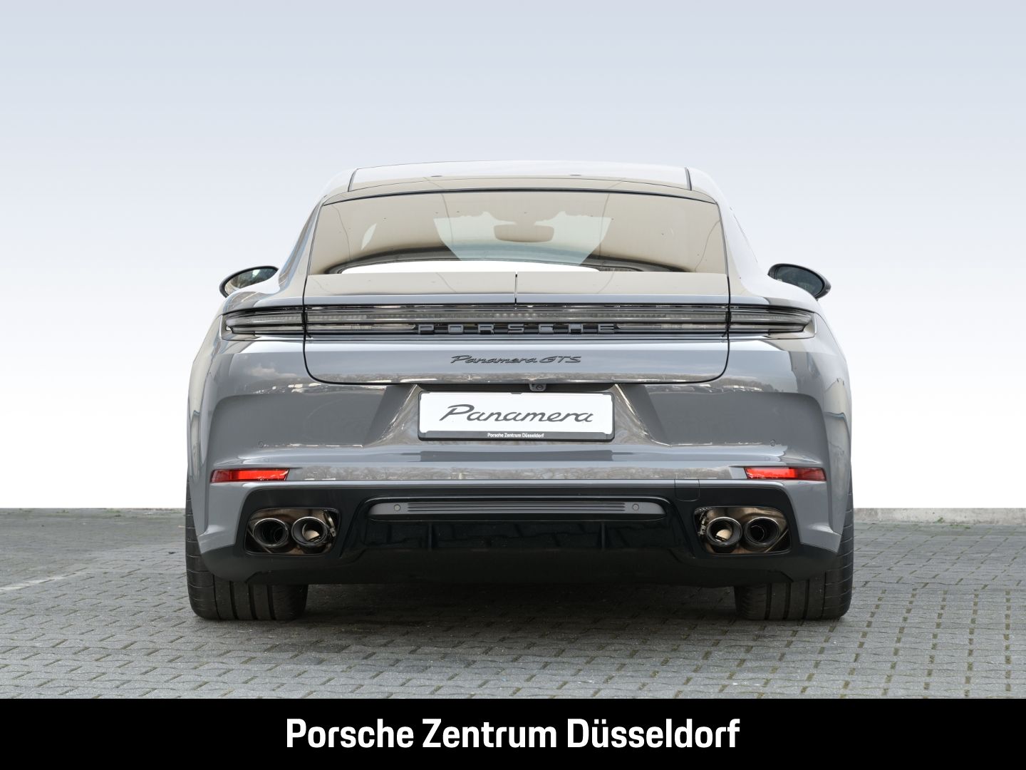 Porsche Panamera GTS Surround-View Head-Up Sportabgas