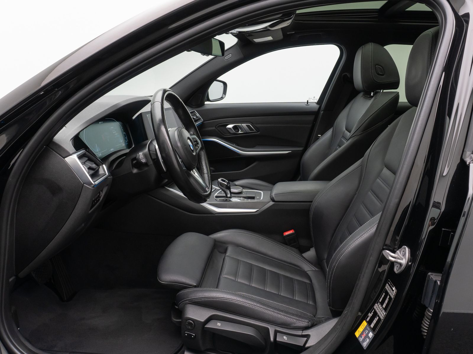 BMW 320e xD Sport Line - Samsaru's Car Outlet