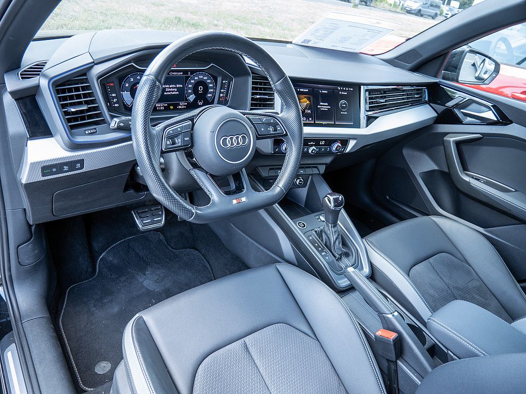 Audi A1 Sportback 30 1.0 TFSI S line KAMERA ACC LED