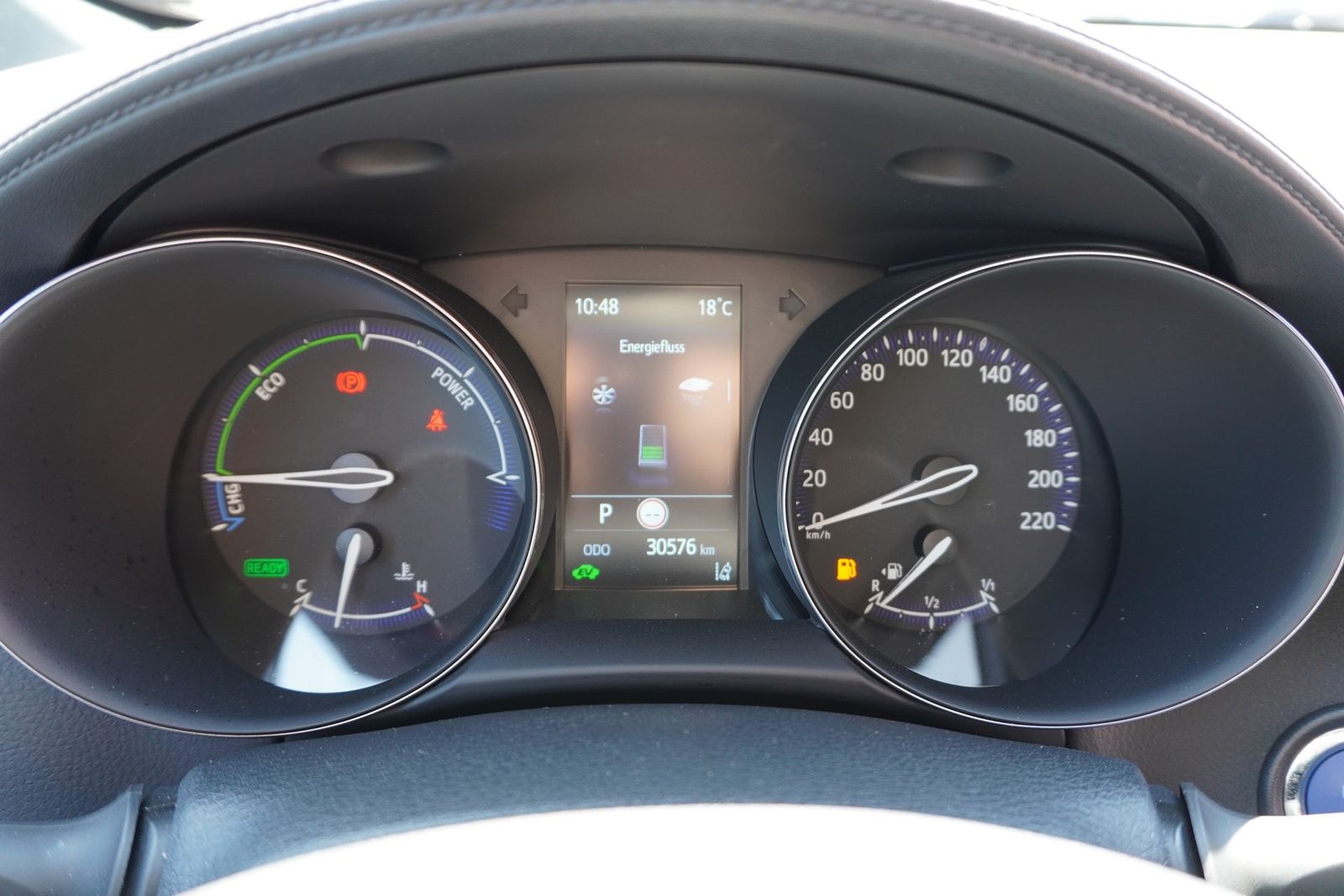 Toyota C-HR 1.8 Hybrid - Samsaru's Car Outlet