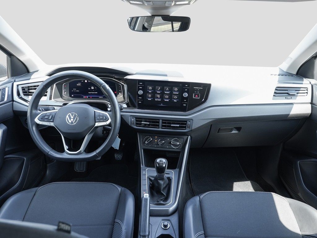 Volkswagen Taigo 1.0 TSI Style - Samsaru's Car Outlet