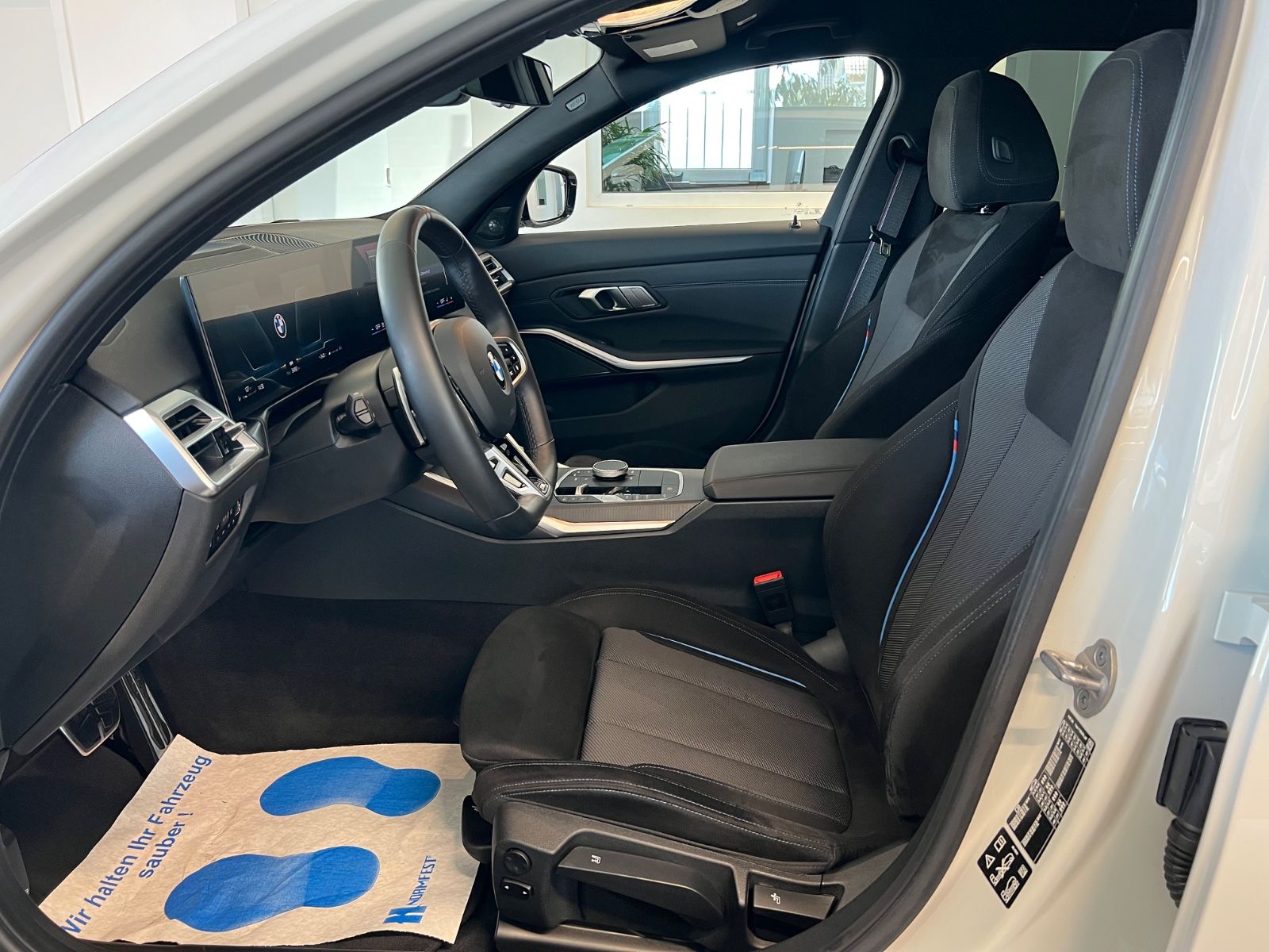 BMW 320 d xDrive Touring M Sport Pro Paket / H&K