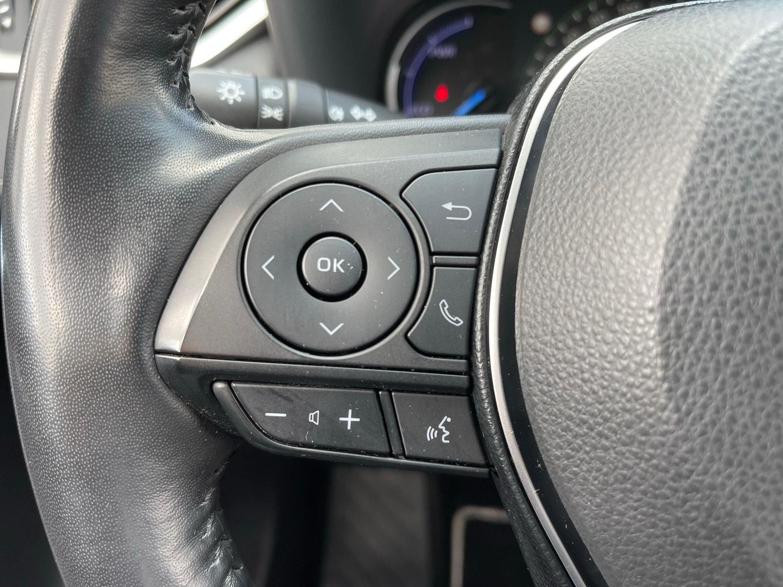Toyota RAV4 2.5 Hybrid 4x2 - Samsaru's Car Outlet