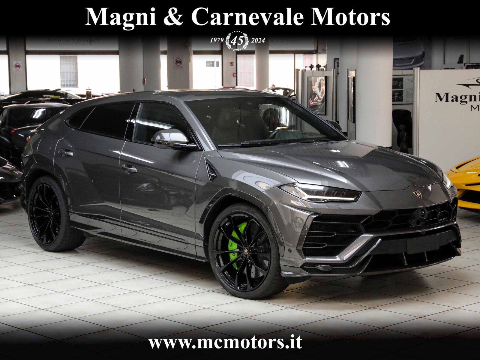 Lamborghini Urus - Samsaru's Car Outlet