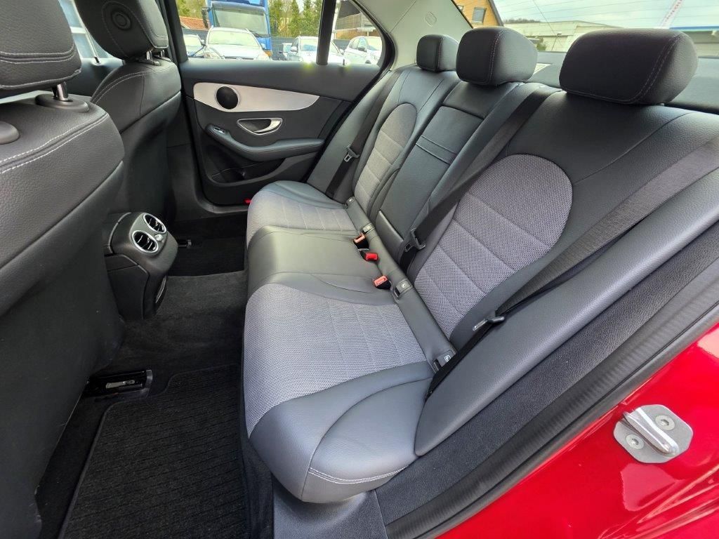 Mercedes-Benz C 200 d Avantgarde - Samsaru's Car Outlet