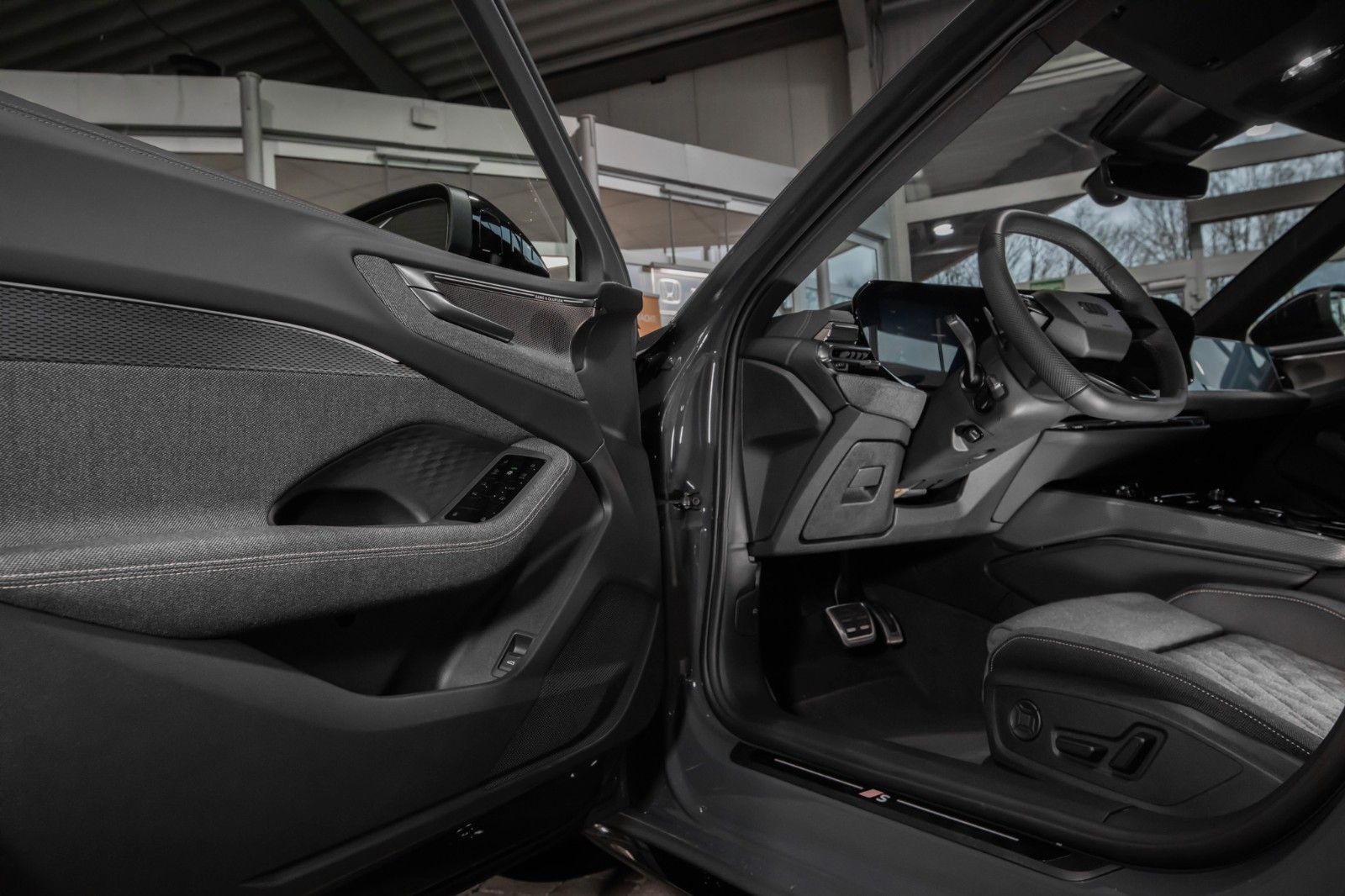 Audi A5 Avant TDI quattro S-Line ed. one  AHK Standh.