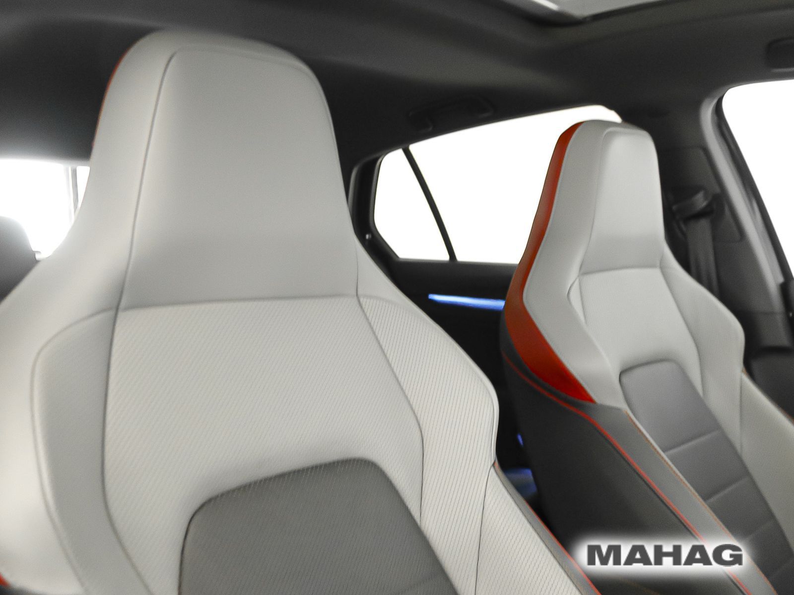 Volkswagen Golf GTI 2.0 TSI LEDER LED+ Navi Pano Standhz DC