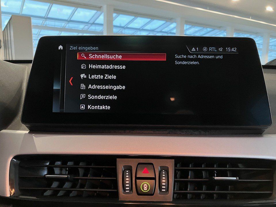 BMW X1 xDrive25e Advantage - Samsaru's Car Outlet