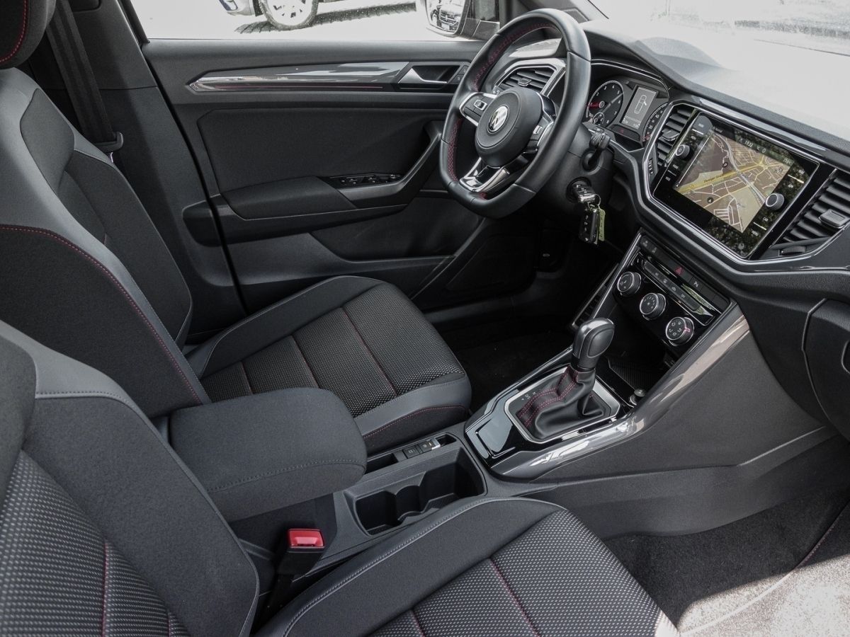 Volkswagen T-ROC 1.5 TSI DSG Sport - Samsaru's Car Outlet