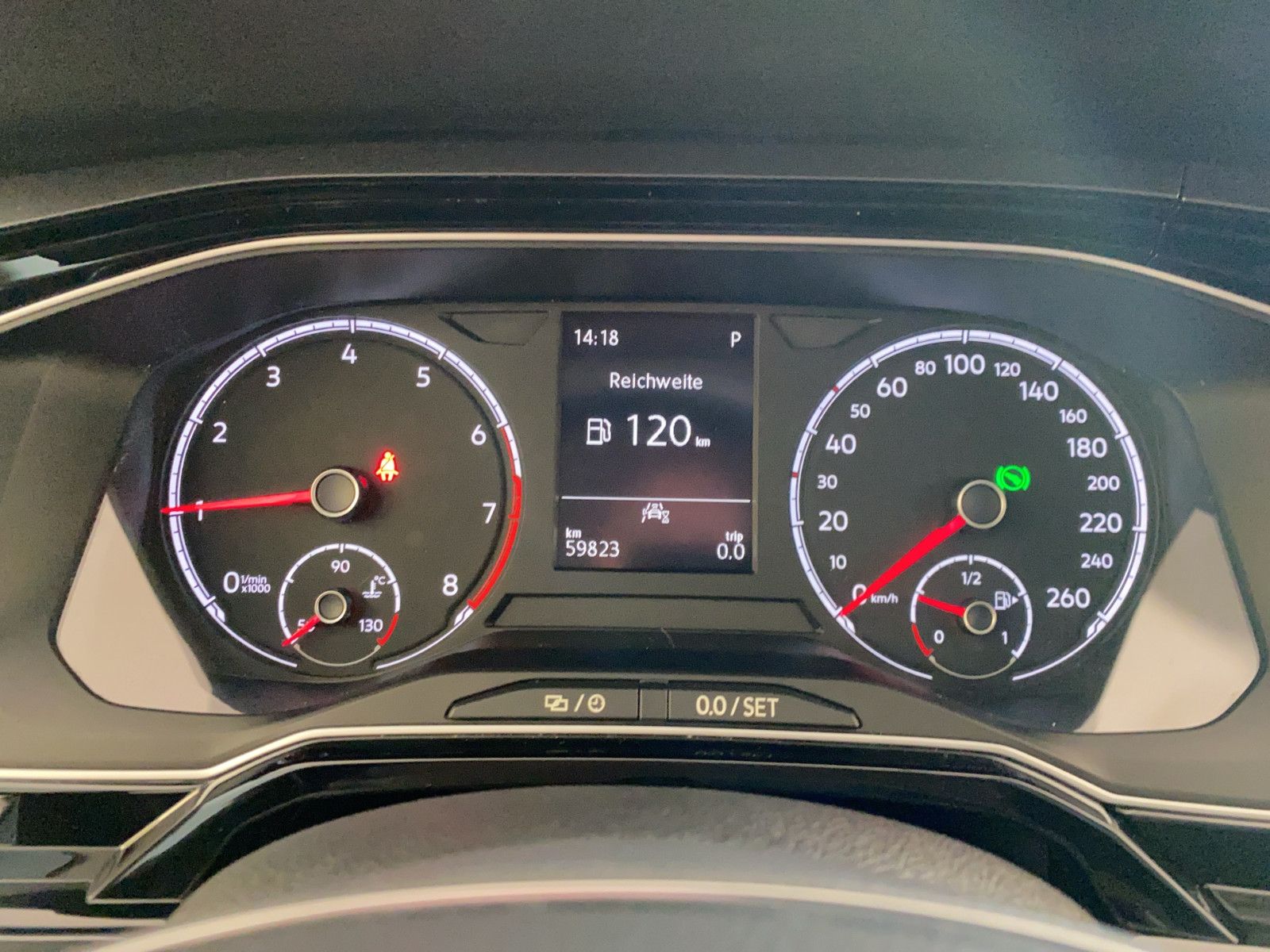Volkswagen Polo VI Highline - Samsaru's Car Outlet