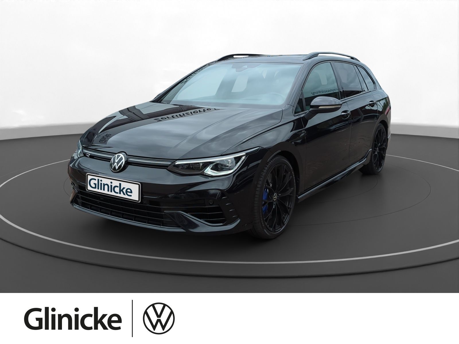 Volkswagen Golf VIII Variant R 2.0 TSI 4Motion Pano R-Perfo