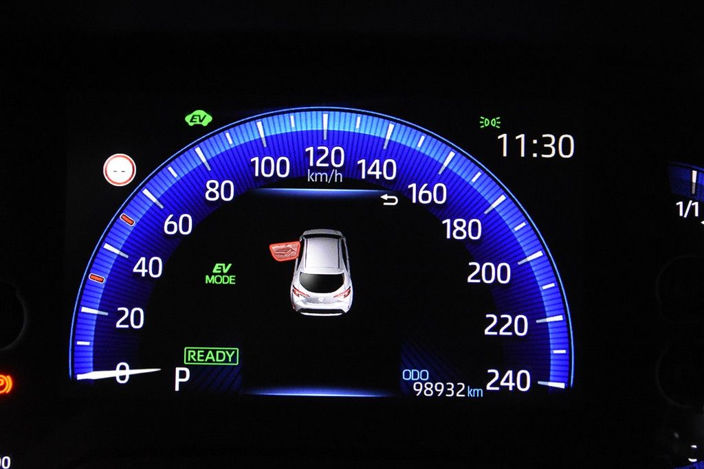 Toyota Corolla 1.8 Hybrid - Samsaru's Car Outlet