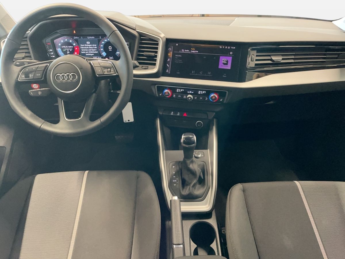 Audi A1 Sportback 25 TFSI S tronic advanced - Samsaru's Car Outlet