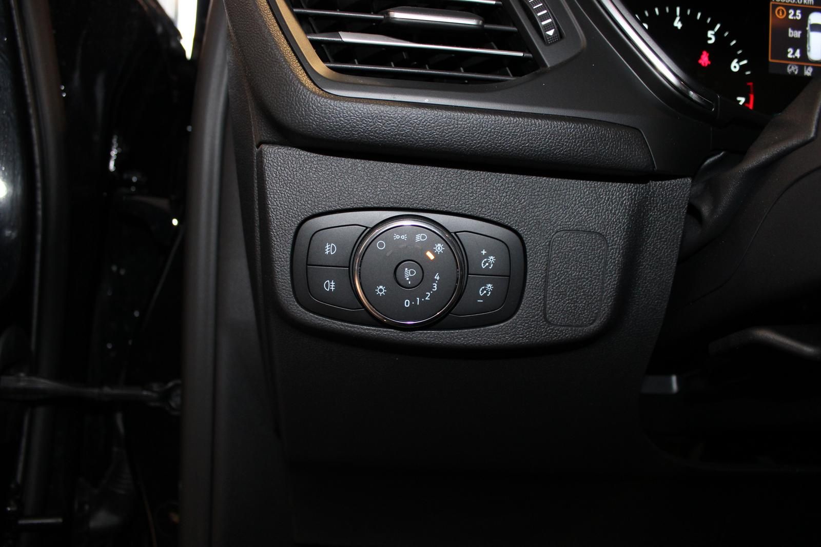 Ford Focus Turnier 1.0 MHEV Active Navi LED Lenk/SHZ
