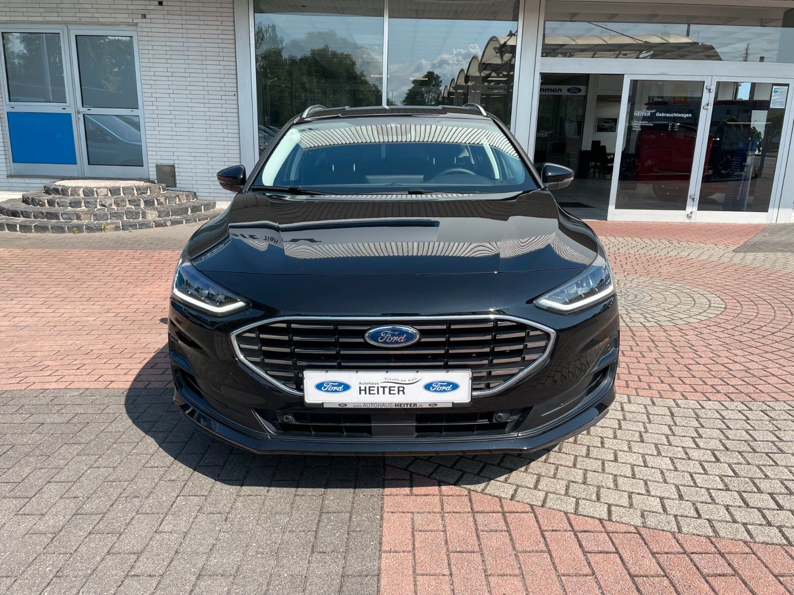 Ford Focus Automatik Turnier Titanium / ACC+155PS