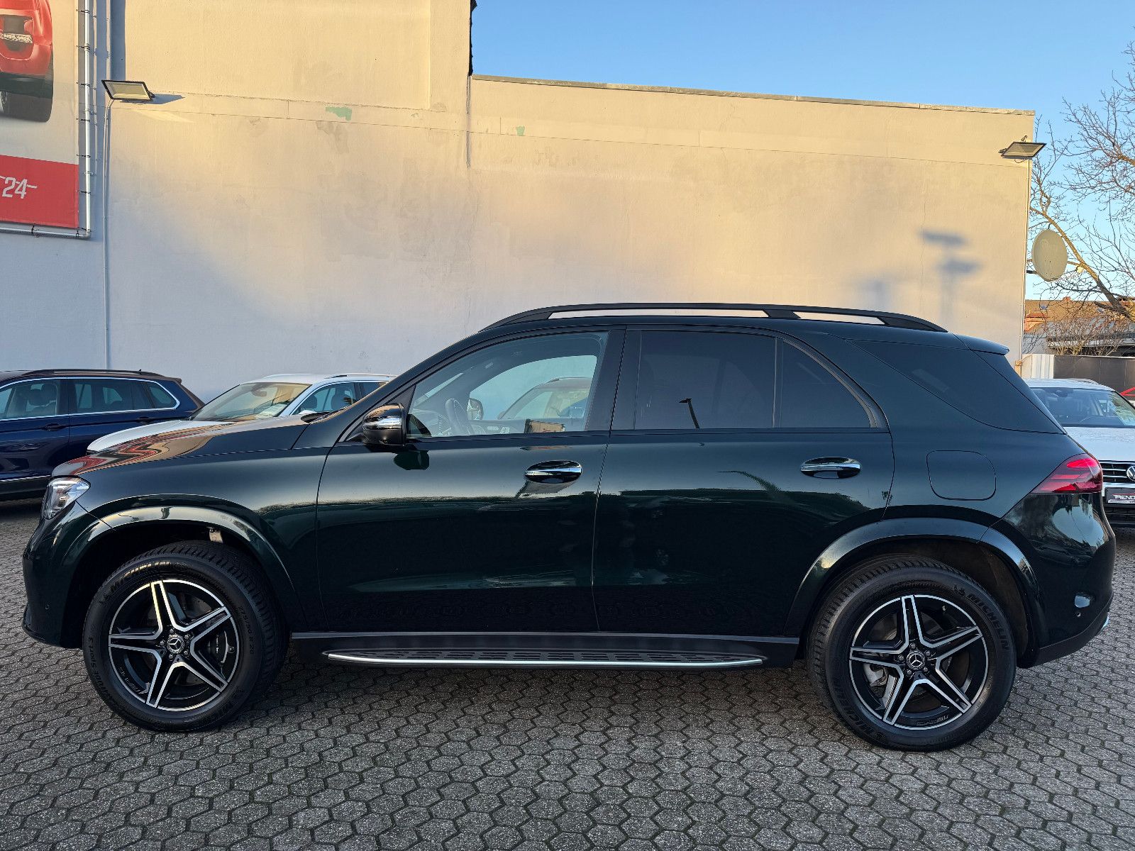 Mercedes-Benz GLE 350de 4Matic*AMG*ACC*PANO*Burmester*AHK*
