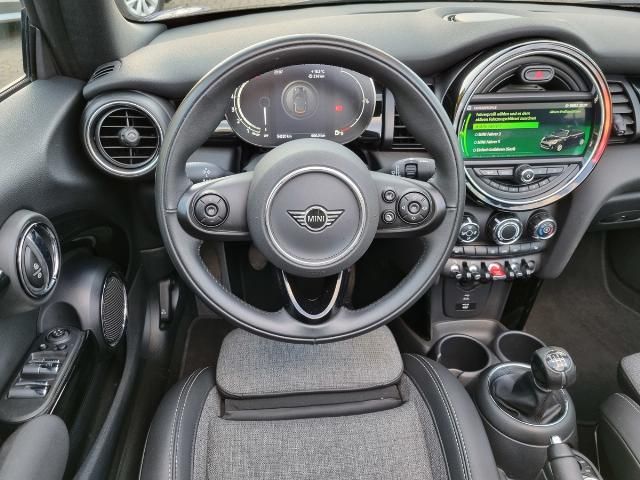 MINI One Cabrio - Samsaru's Car Outlet