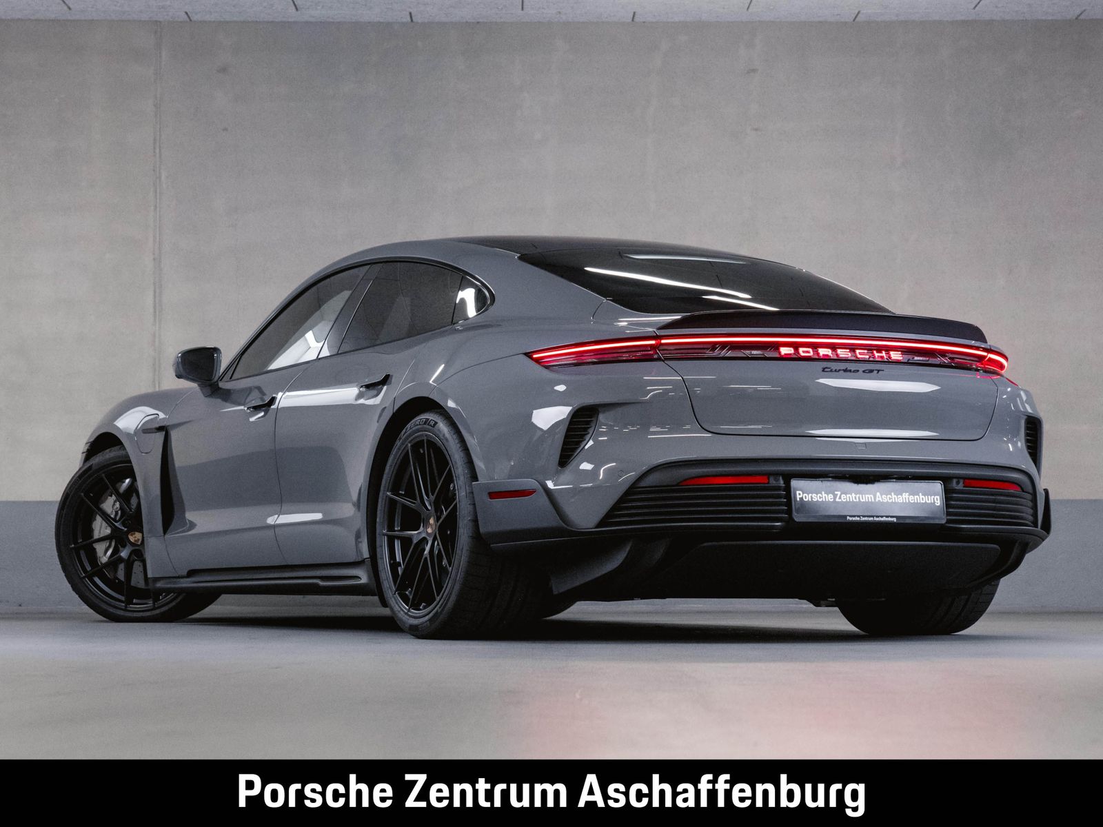 Porsche Taycan Turbo GT PTS 18 Wege Burmester