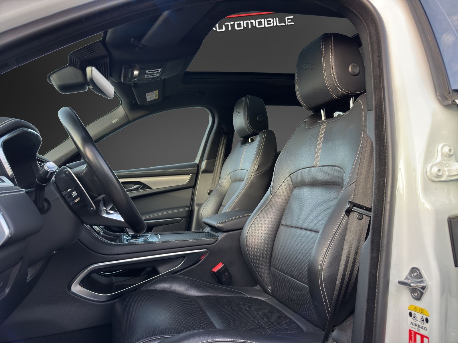 Jaguar F-Pace R-Dynamic SE AWD*Black Pack*Panorama*ACC