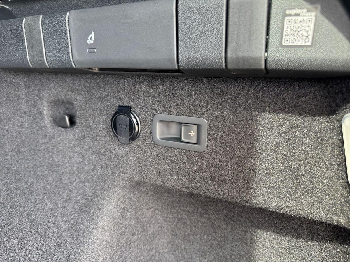 Skoda Kodiaq iV 1.5 TSI DSG SPORTLINE+AHK+NAVI+KAM+ACC