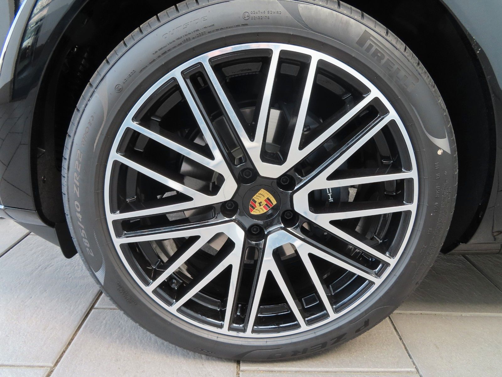 Porsche Cayenne 3.0 AHK/Bose/Spot-Abgasanlage/Sitzkühlng