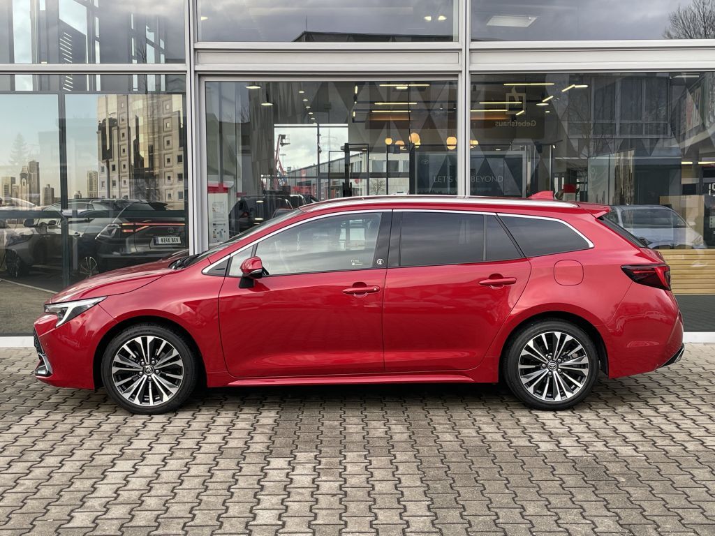 Toyota Corolla 1.8 Hybrid Touring Sports Team Deutschl