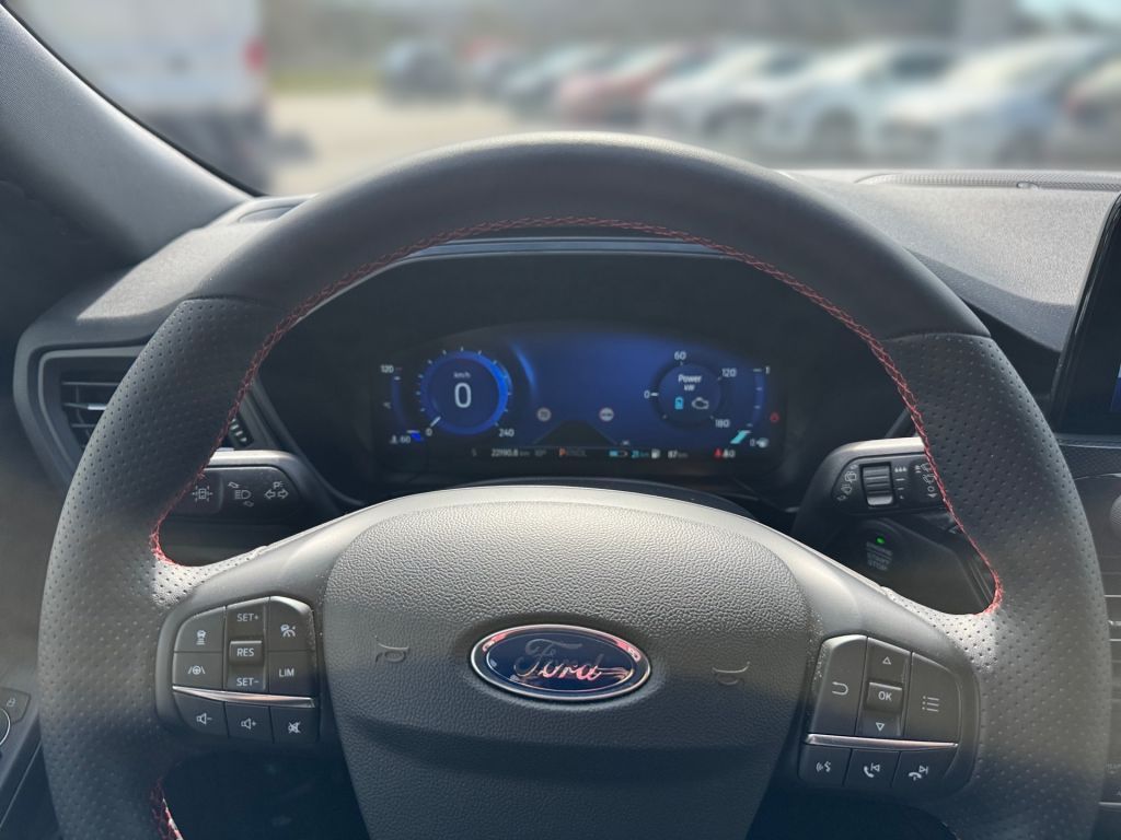 Ford Kuga 2.5 Duratec PHEV ST-LINE X *KAMERA*AHK SCHW